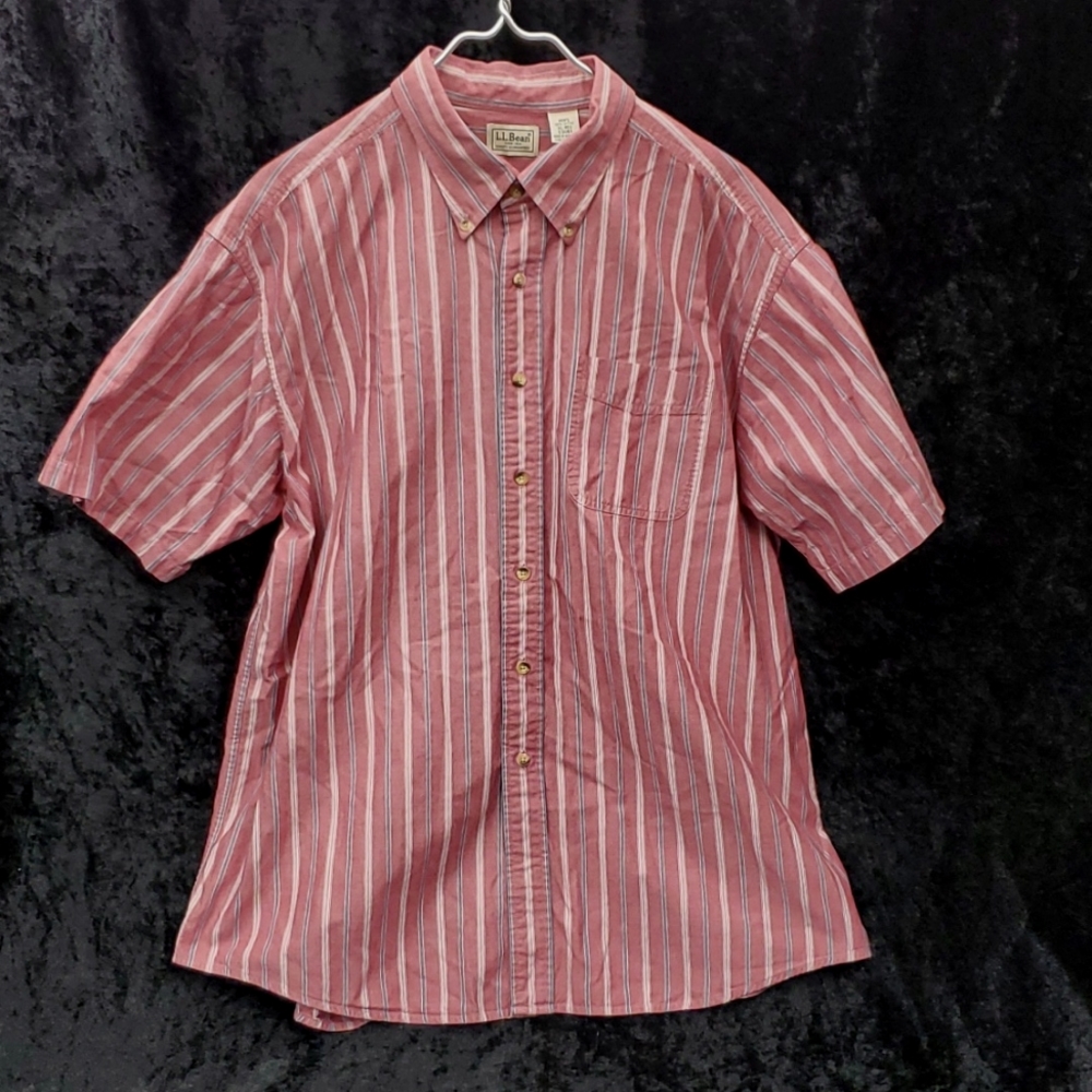 L.L. Bean Men's XL Regular Fit Red Stripe Cotton Short Sleeve Button Down Shirt
